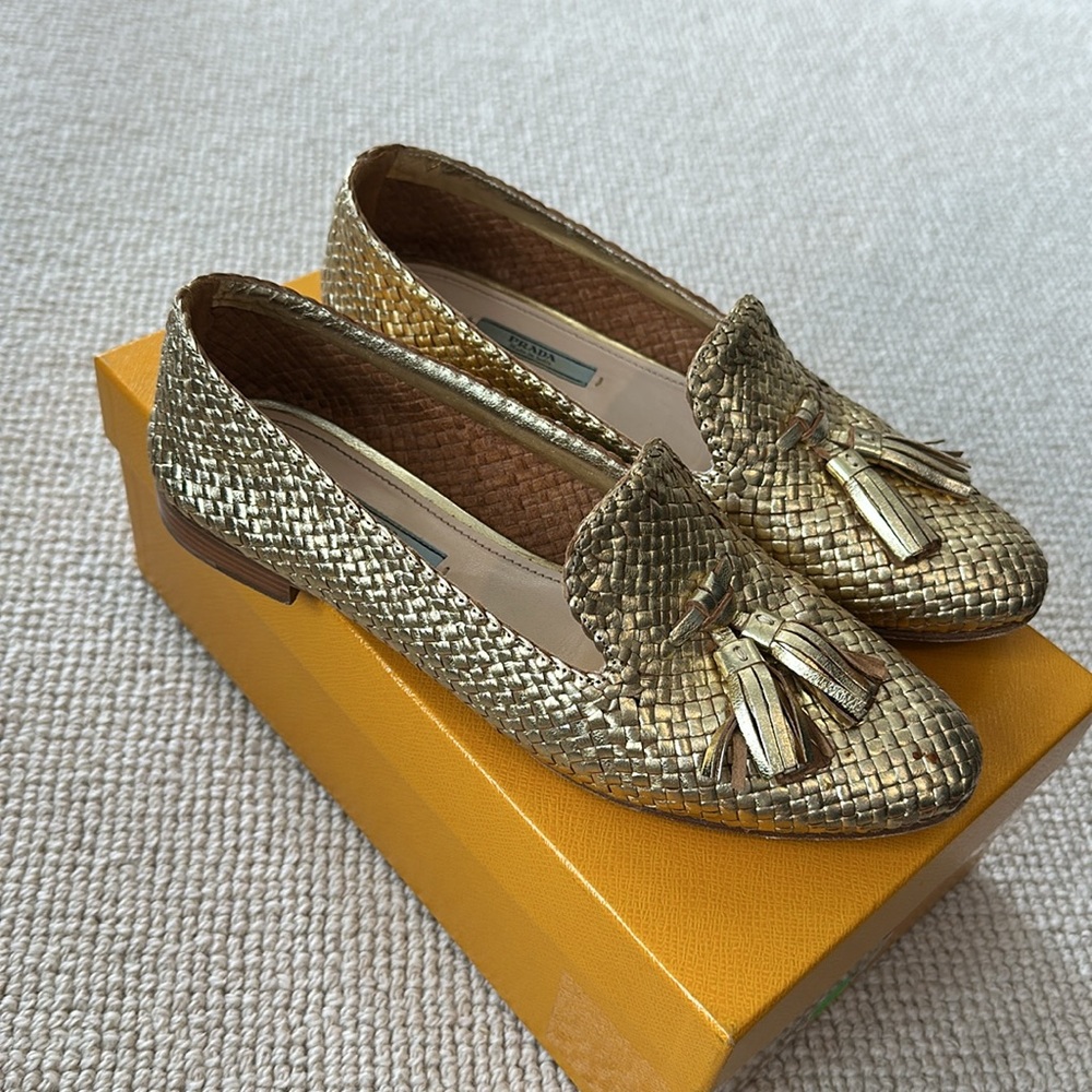 PRADA Gold Woven Loafers with Tassels SIZE 38 - Picture 3 of 7